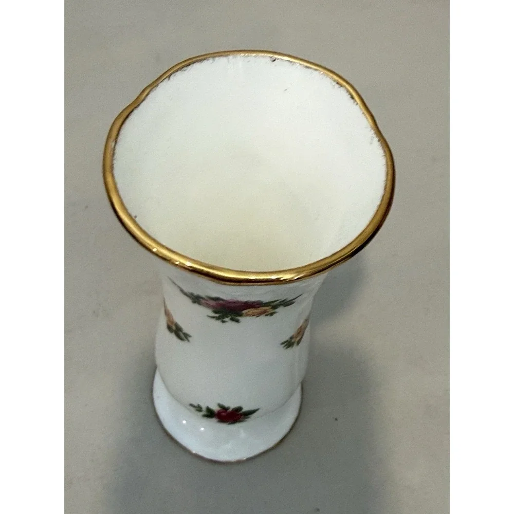 RARE! VINTAGE 1962 ROYAL ALBERT BONE CHINA‎ 